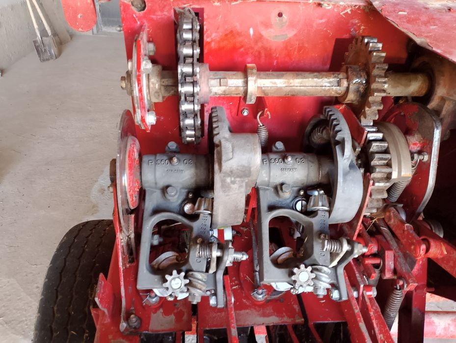 Пресс-подборшик Z-511