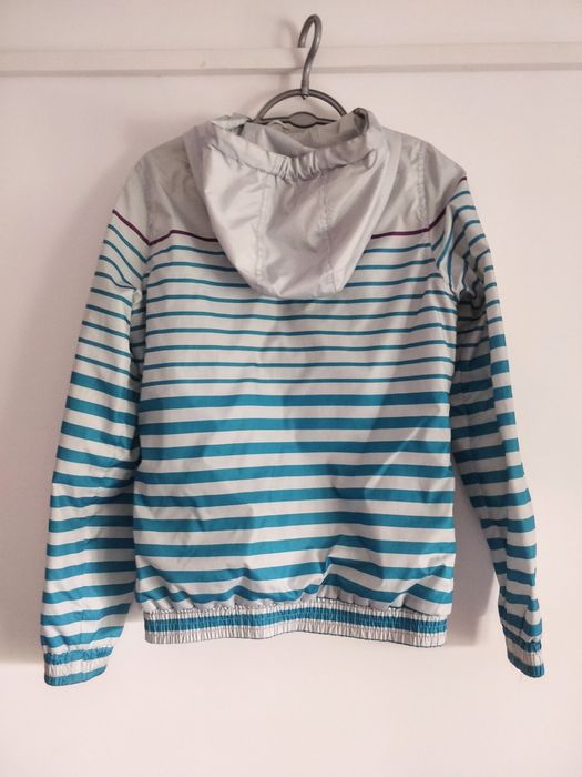Geacă de ploaie (windbreaker)