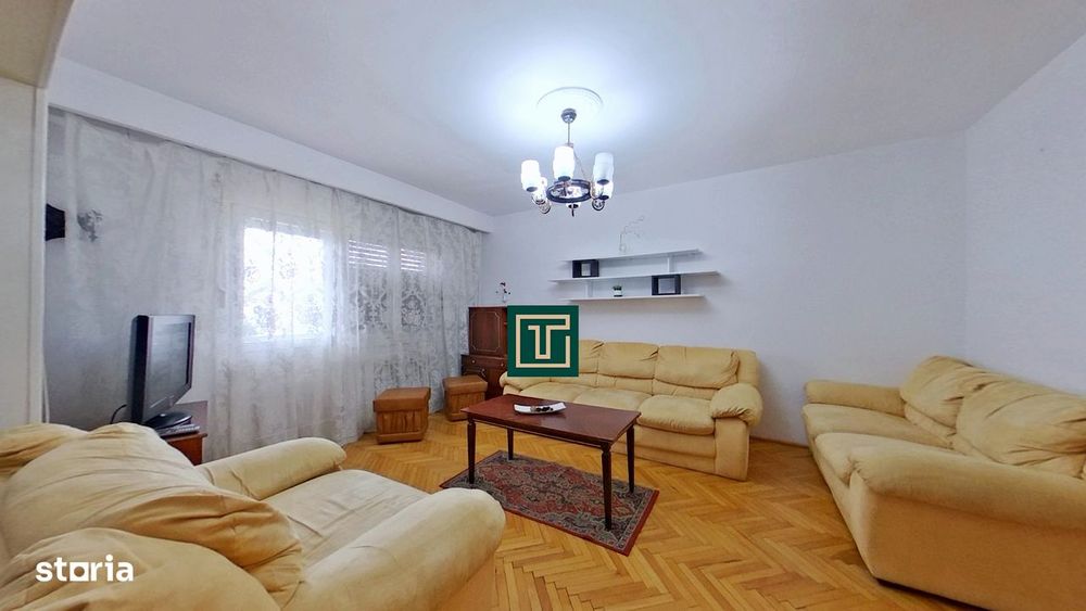 Apartament cu 4 camere de închiriat în zona centrală din Arad