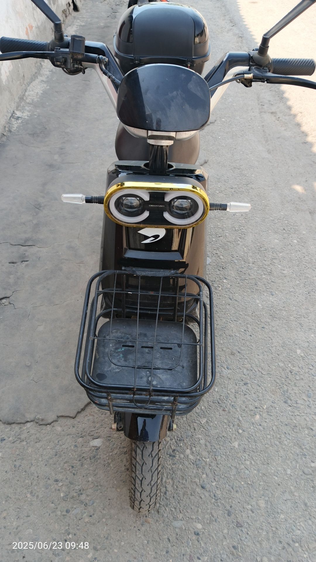 Skuter Drongo 2024