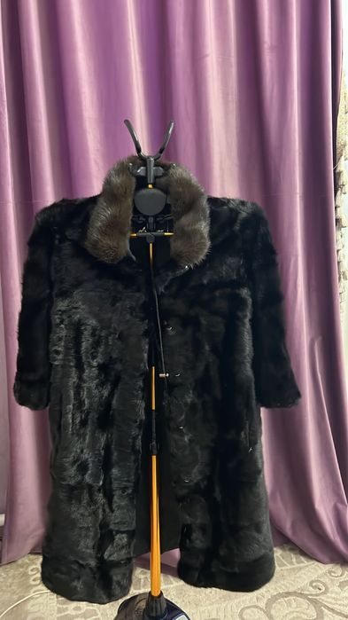 Шуба норка в отличном состоянии!
