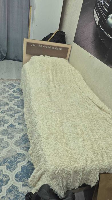 Кровать с матрацем. Ширина 95, Длина 218. Матрац 90/200