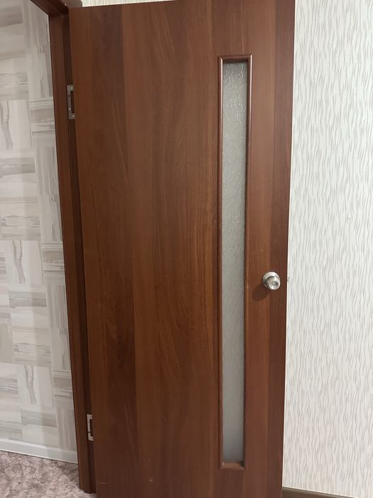 Продам комплект дверей