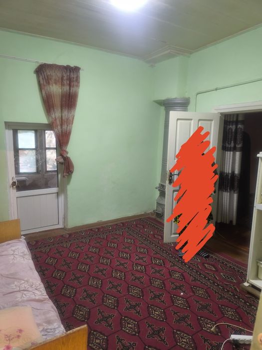 Продается дом на земле в нашем дворе