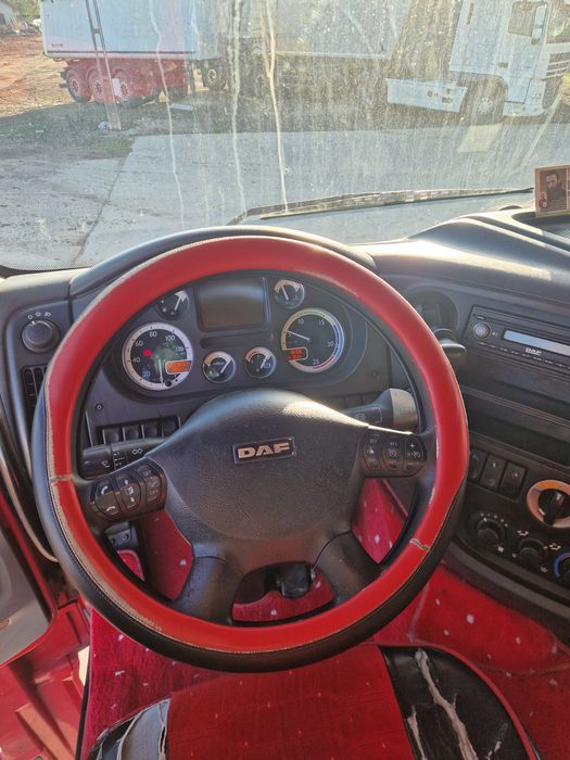 Vand Daf Xf + semiremorca Schmitz