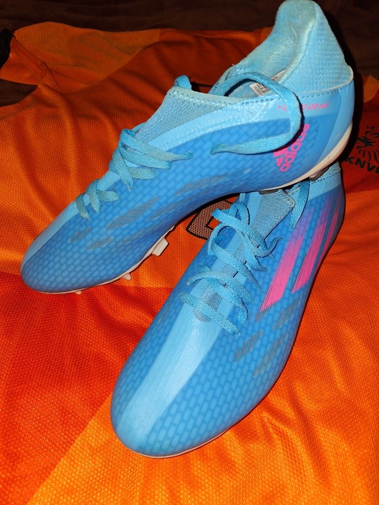 Ghete fotbal Adidas Speedflow 3