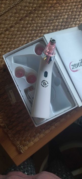 Aspirator puncte negre zenifique