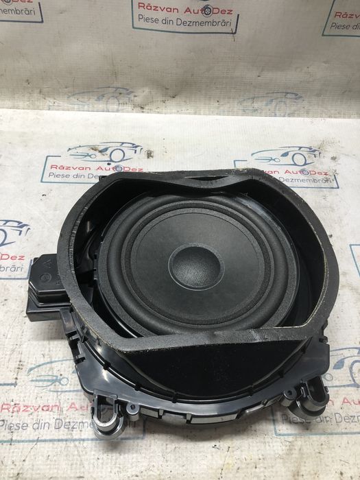 boxa podea stanga  bmw x3 f25 2.0 motorina 2011