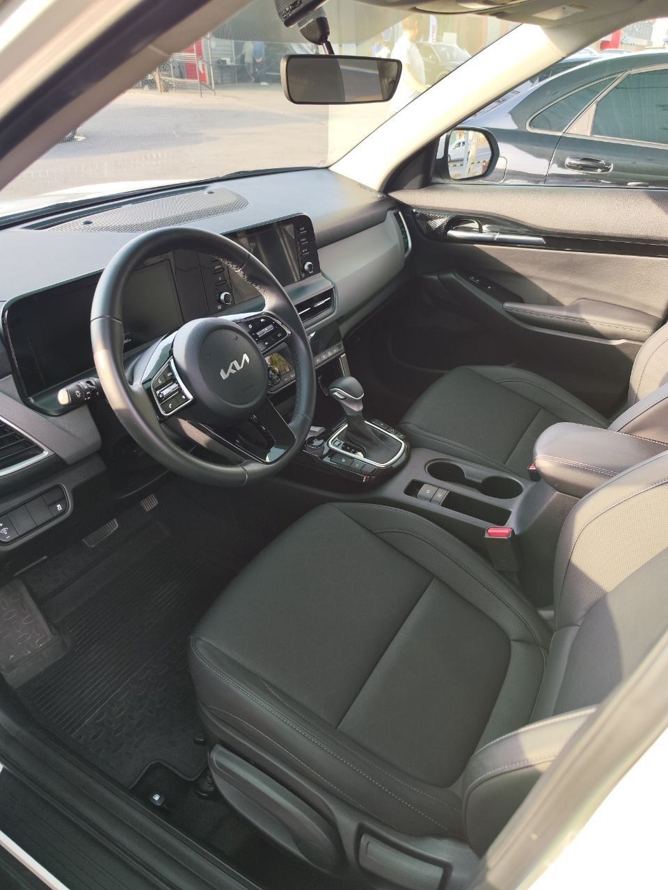 KIA Seltos Style 1позиция