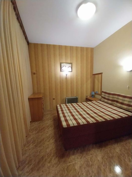 Дава се под наем Двустаен апартамент в Пловдив, Център - 80 кв.м за 400 € - Снимка #4