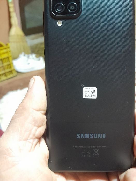 Vând telefoane Samsung note 8si a21 .