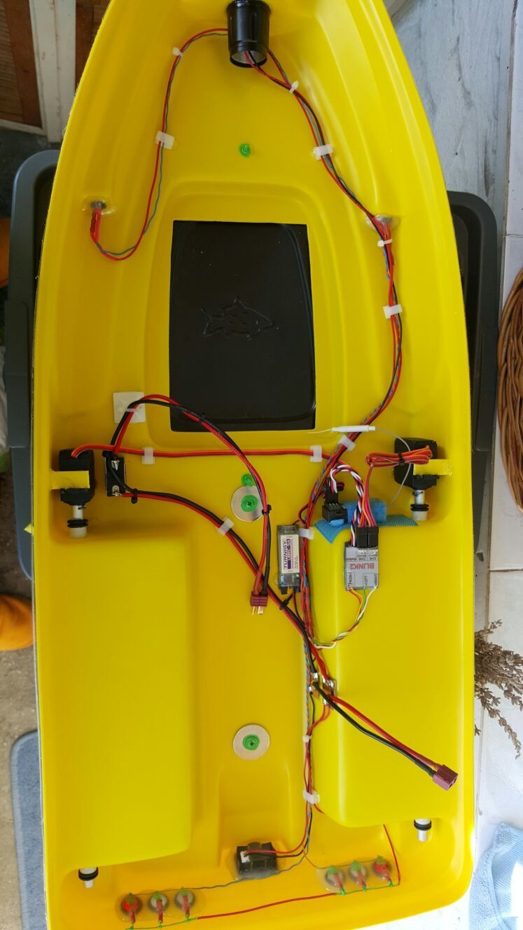 Reparatii navomodele, barcuta plantat, pescuit