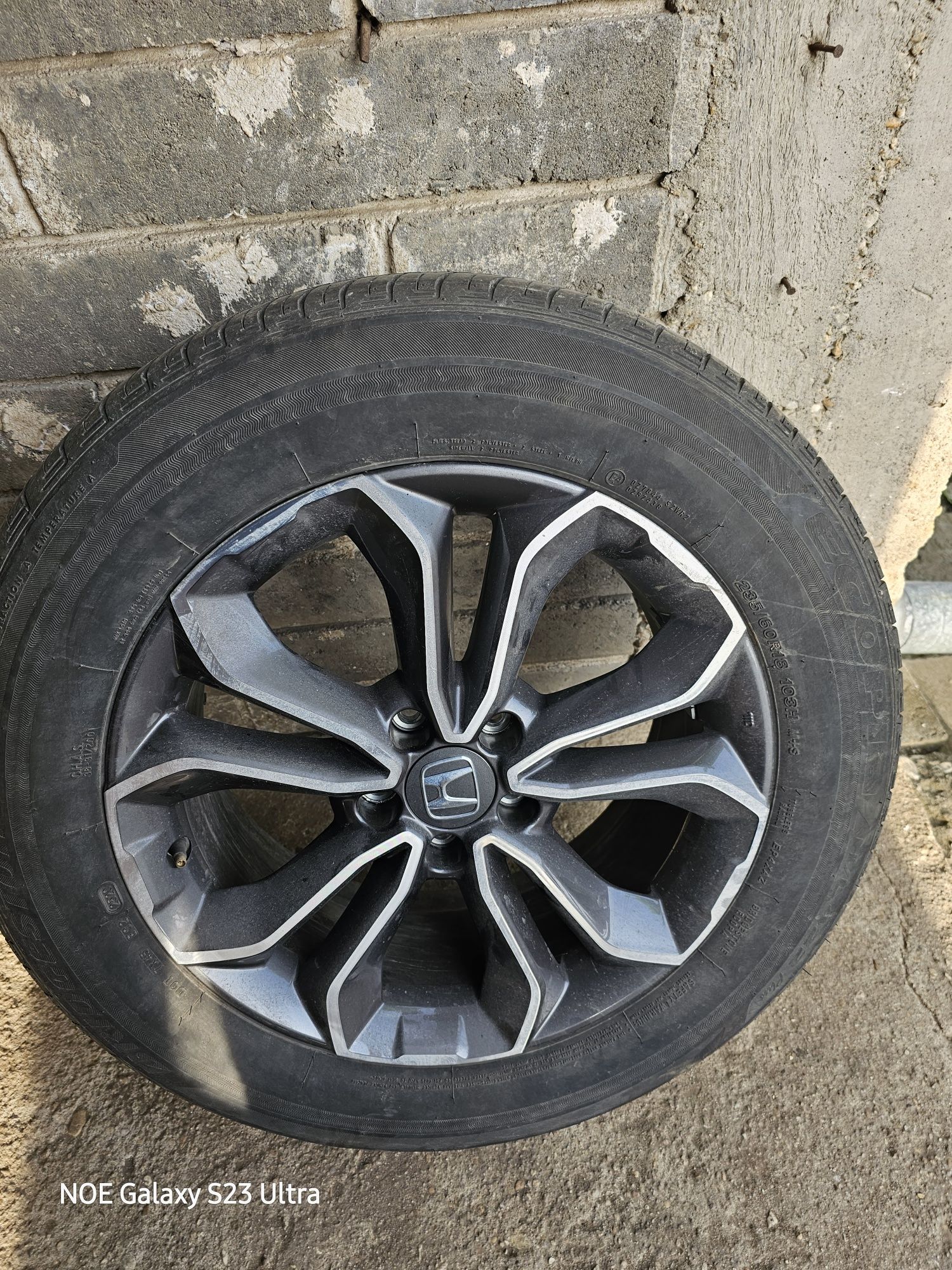 Промоция Продавам летни гуми 235/60r18 103h bridgestone