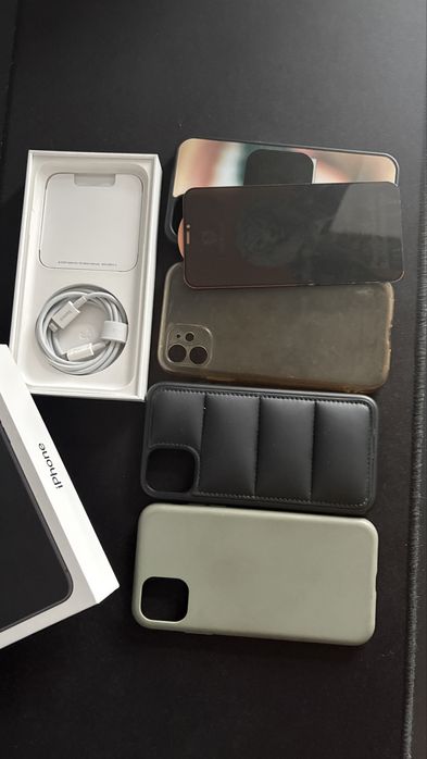 Iphone 11 64 Gb baterie 72%