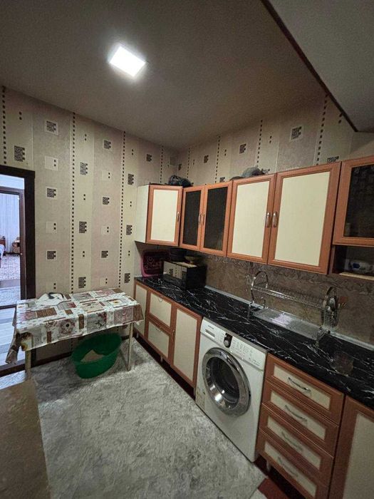 СРОЧНО !! Продается квартира в Яшнабаде 3/3/4 (68 кв/м ) Асалабад 1