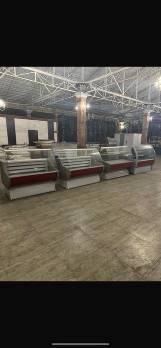 Витриныйе холодильники