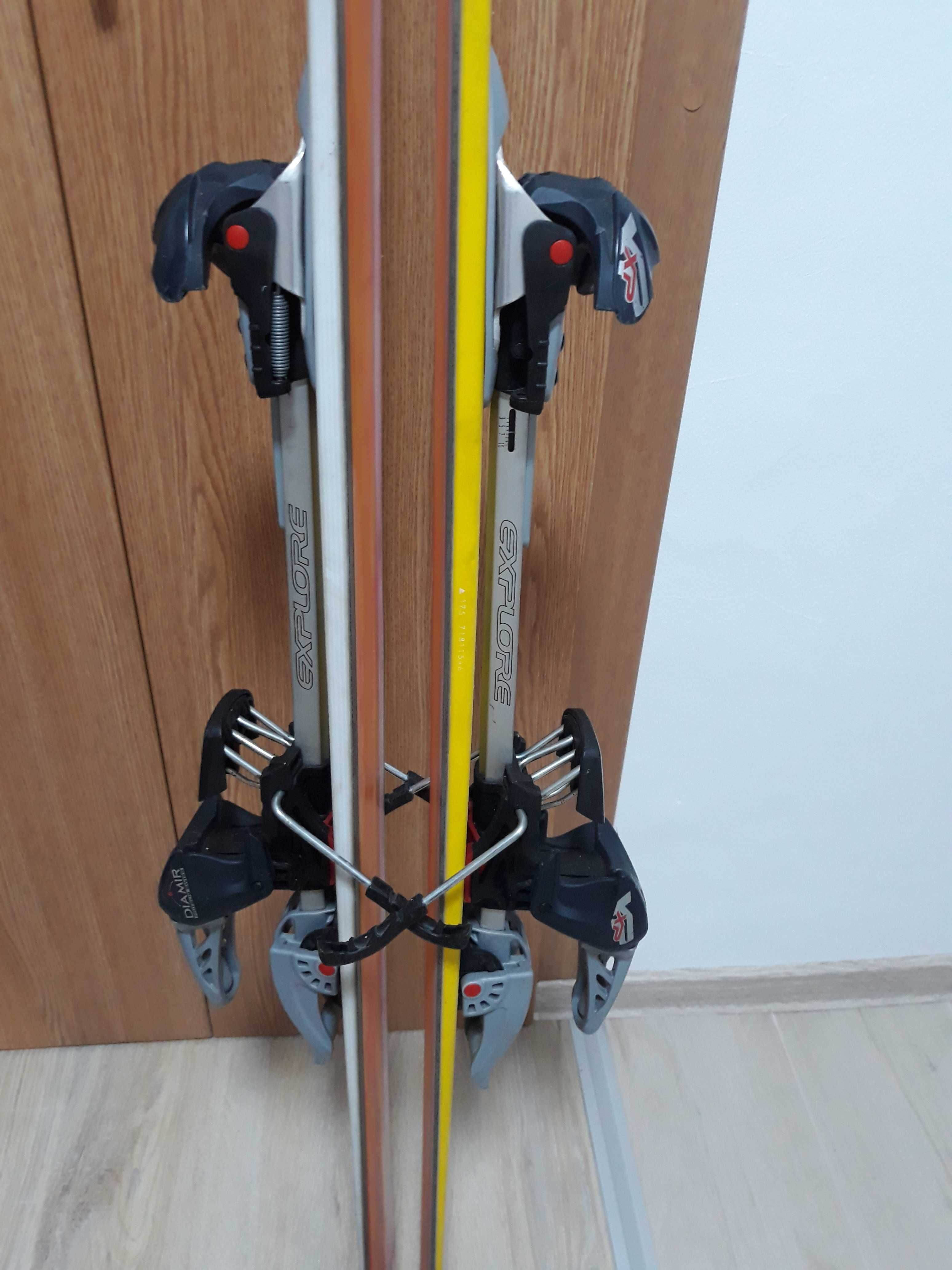 Schi/ski de tura Fisher X-pedition cu legaturi Diamir XP.