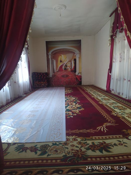 Uy sotiladi 14 sotik