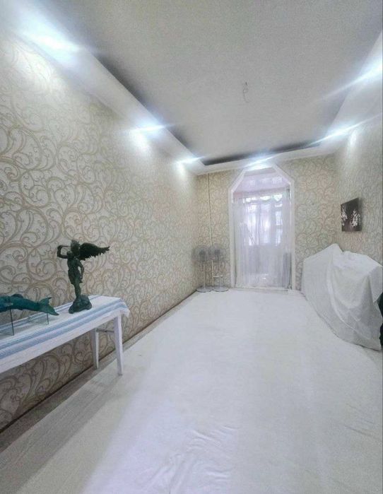 Высокопотолчка 2-х комнатная Ракат махалля Ор-р Текстильный институт