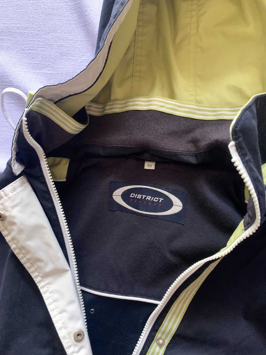 яке - дамско - спортно - с качулка