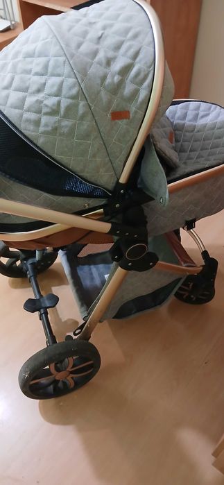 Продавам бебешка количка