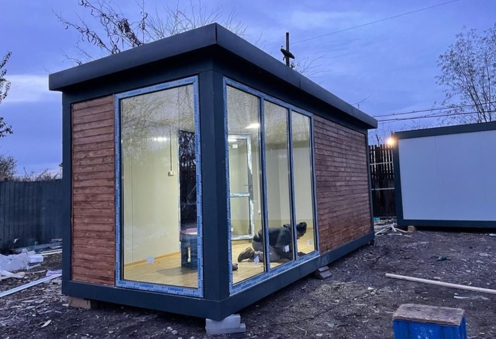 Containere modulare și garaje auto