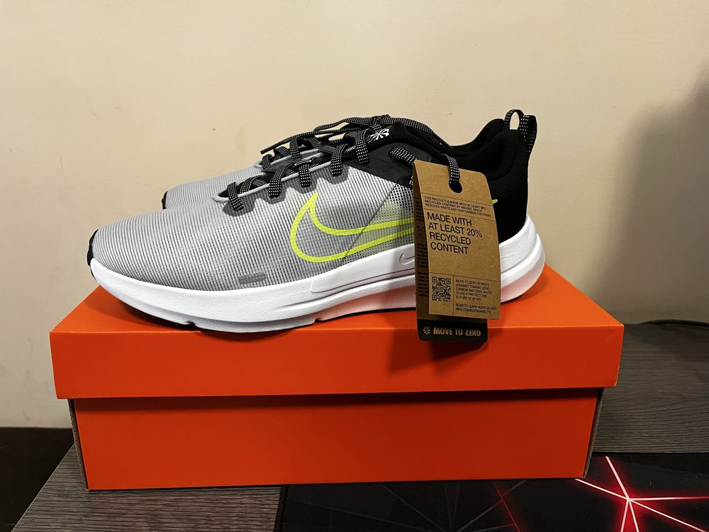Nike Downshifter 12