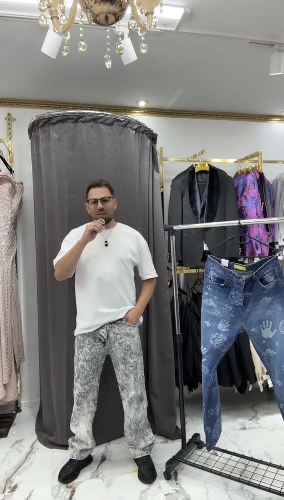 Мъжки дънки стил baggy в синьо със щампа боядисани ръце сесон 25/26