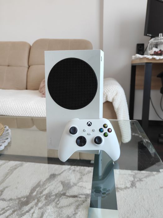 Xbox Series S de vânzare