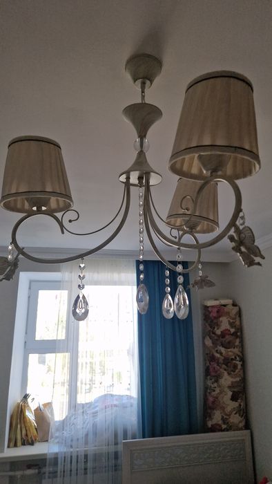 Люстра отл состояние