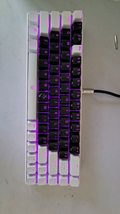 Tastatura gaming A+TGSK77W RGB lighting