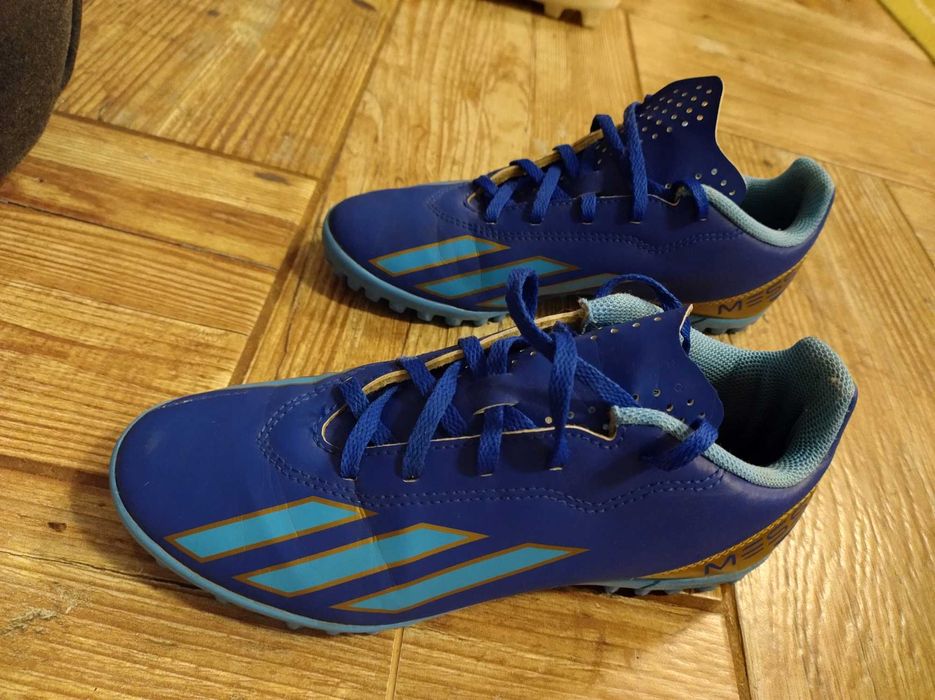 Ghete fotbal pentru sintetic 36 2/3