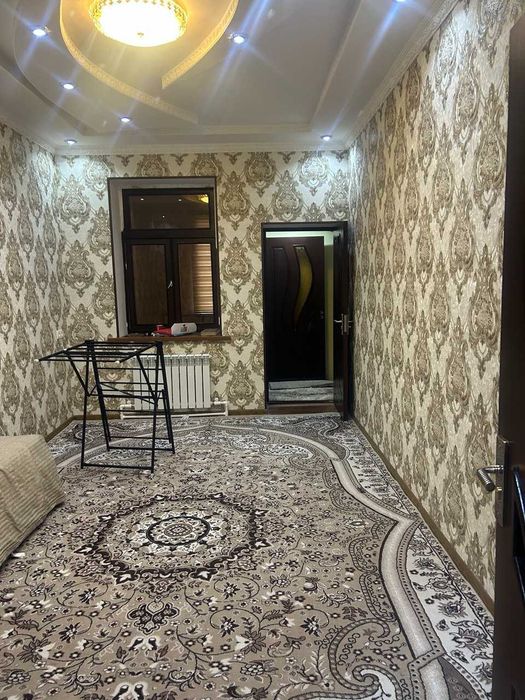 Sattepo maskani 5-mikrorayonda 3 xonali yangi qurilgan evro ta'mir uy