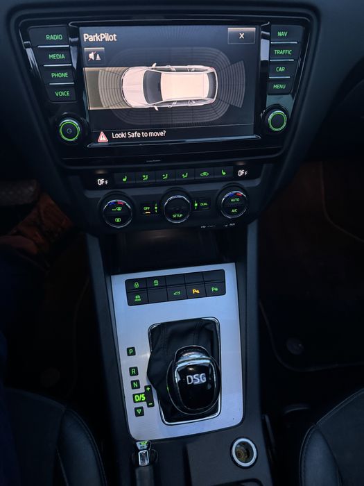Skoda Octavia 3 - FULL - dsg/ panoramic/ xenon