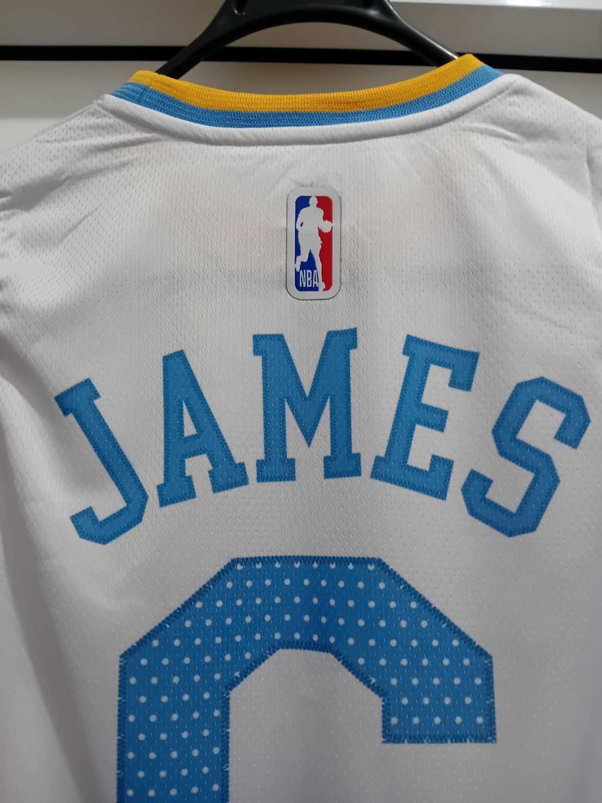 Чисто нов оригинален потник на Los Angelis Lakers - LeBron James
