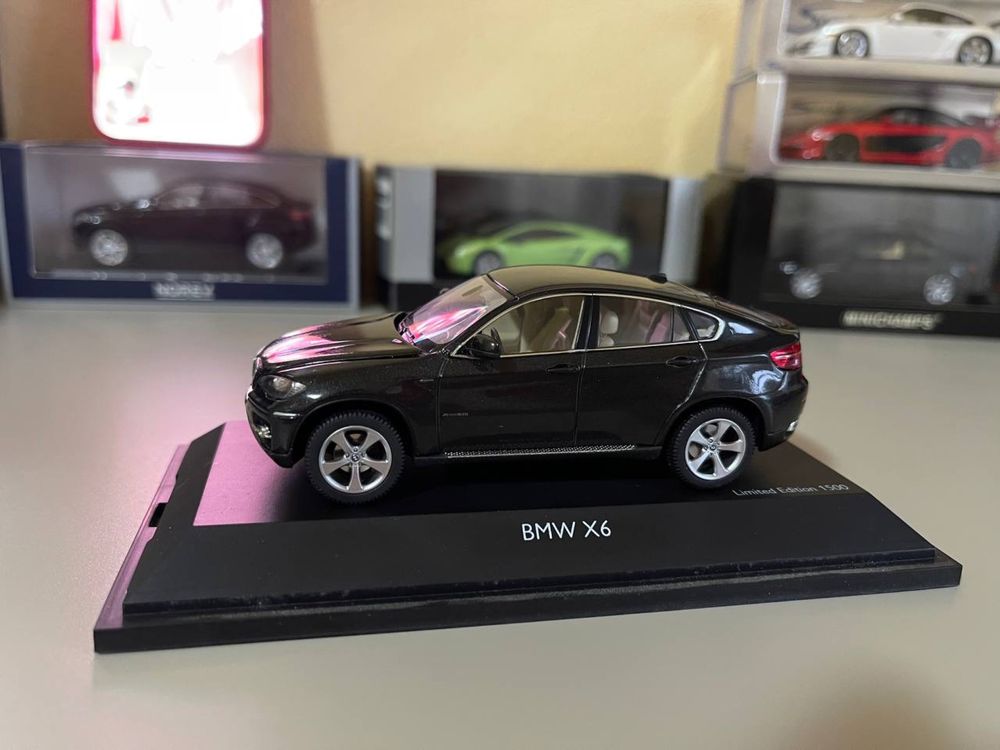 Macheta Bmw x6 1:43 Schuco