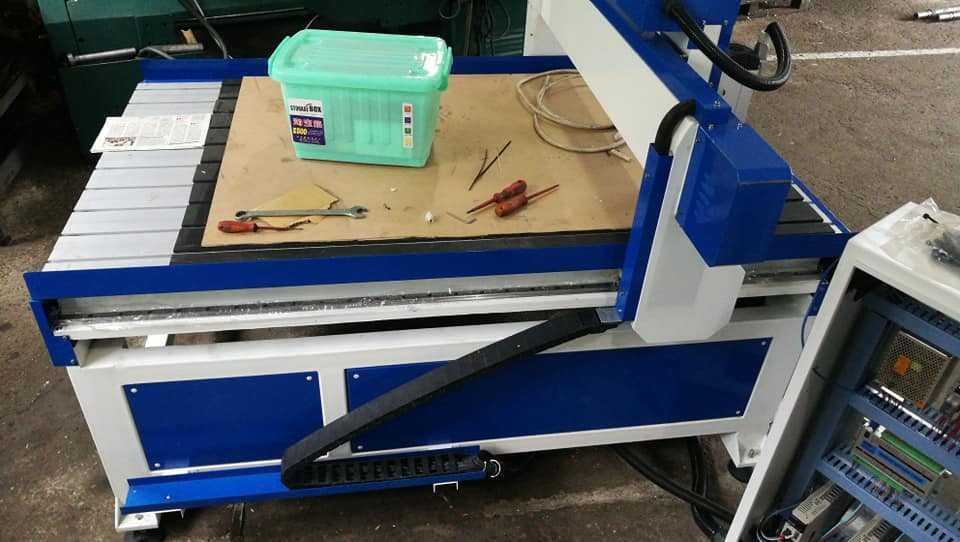 router CNC 1500x900mm
