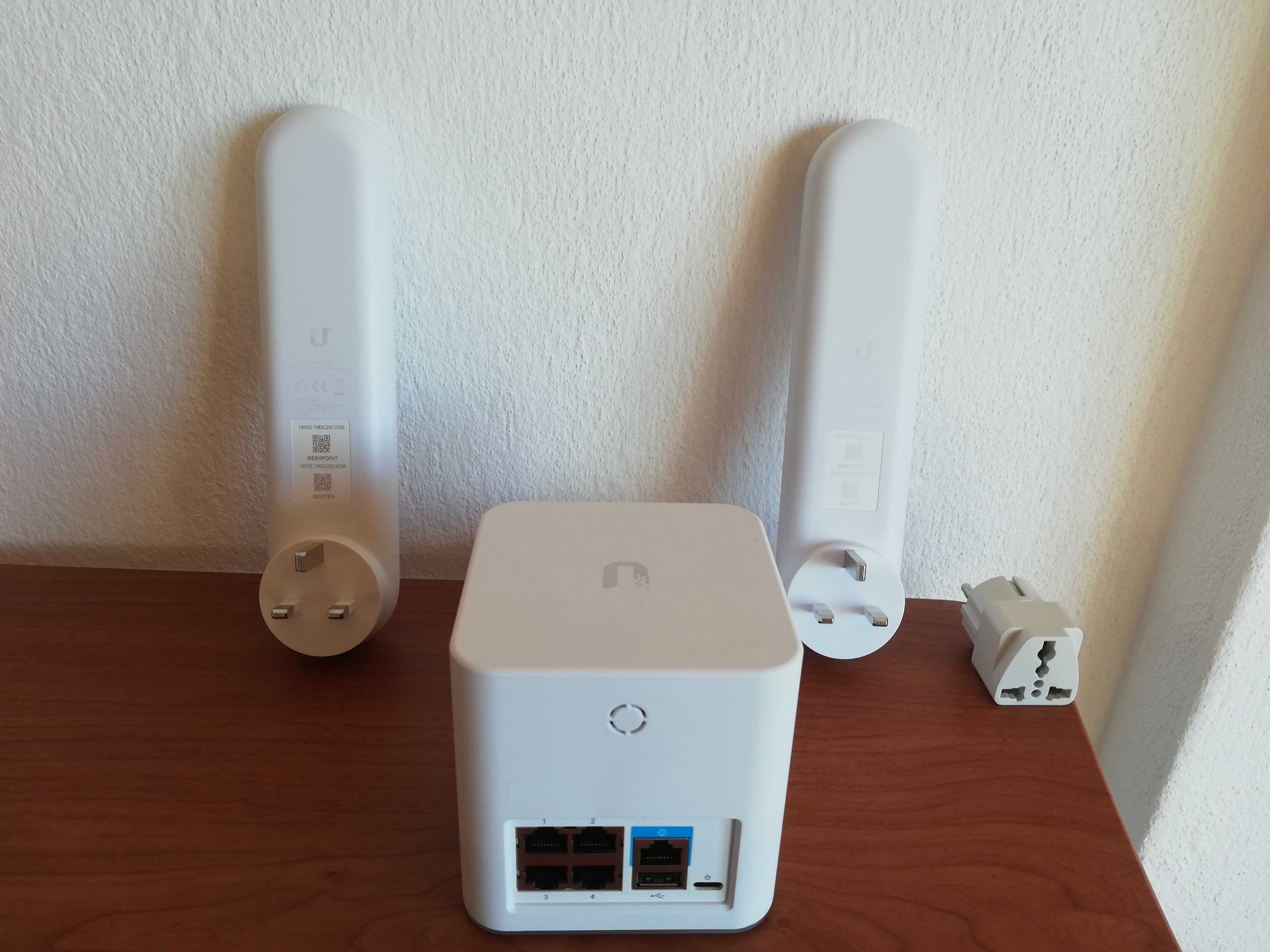 Ubiquiti amplifi hd mesh router