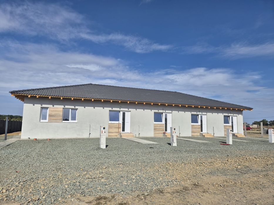 PROPRIETAR Vand apartament tip duplex SAD