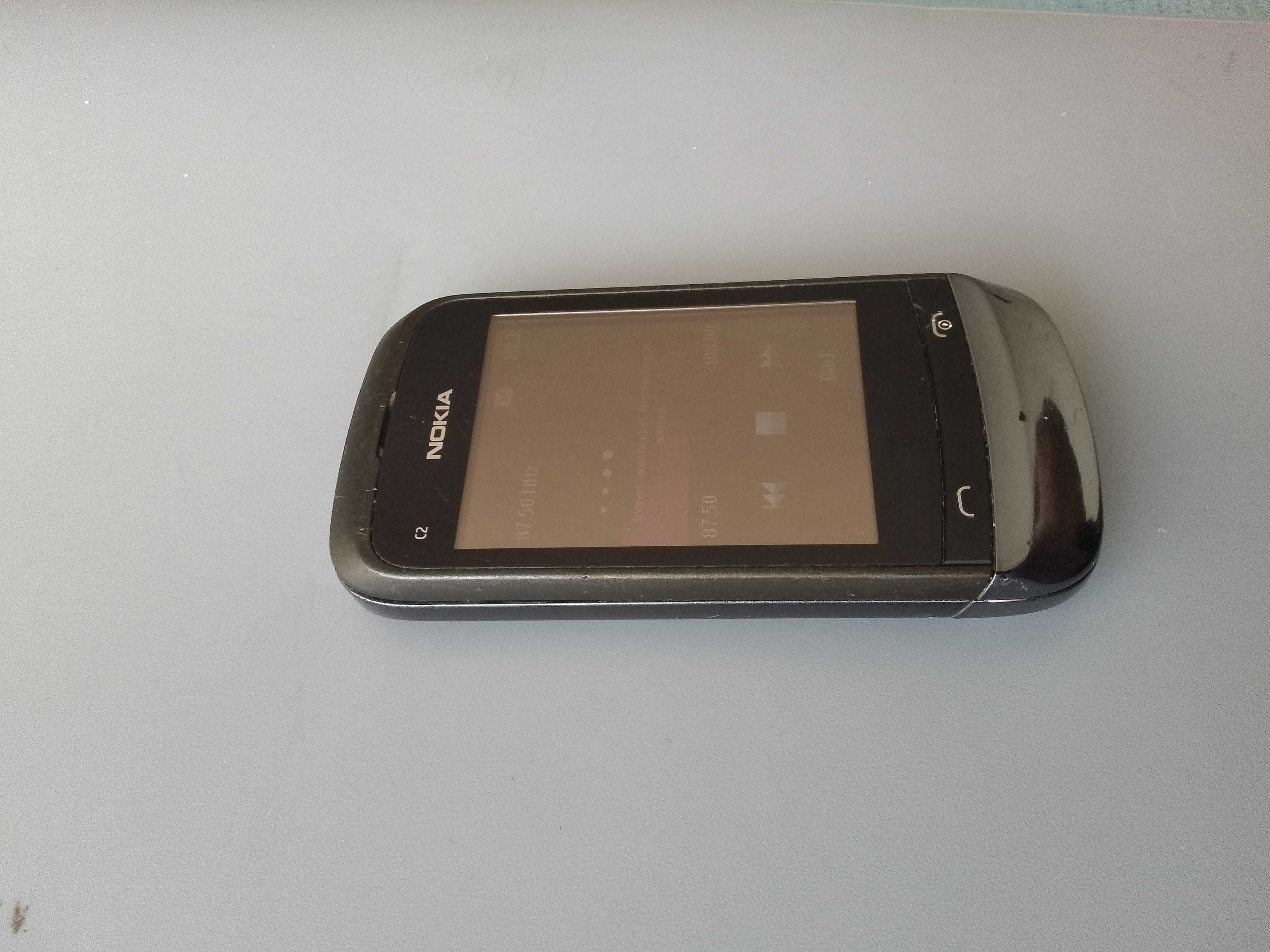 Nokia C2-02 в отлично състояние