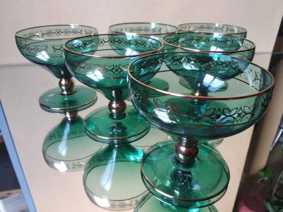 Фужеры 6 штук большие Шарики Чехословакия.