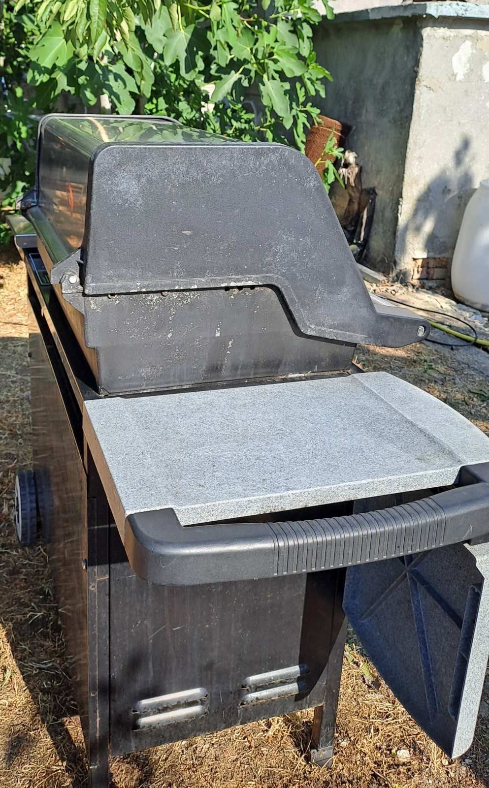 Газово барбекю Weber Genesis Gold
