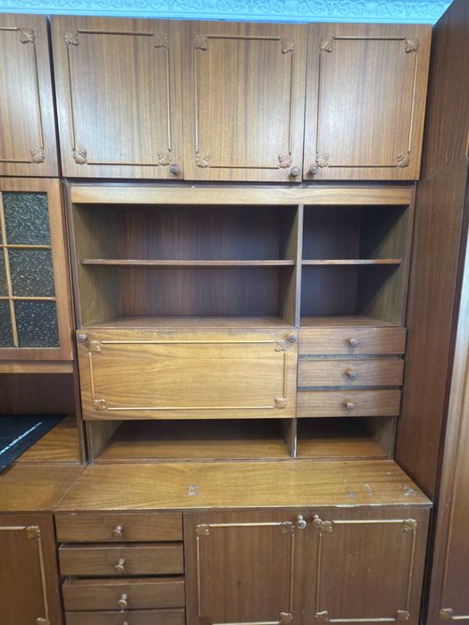 Шкаф сервант стенка