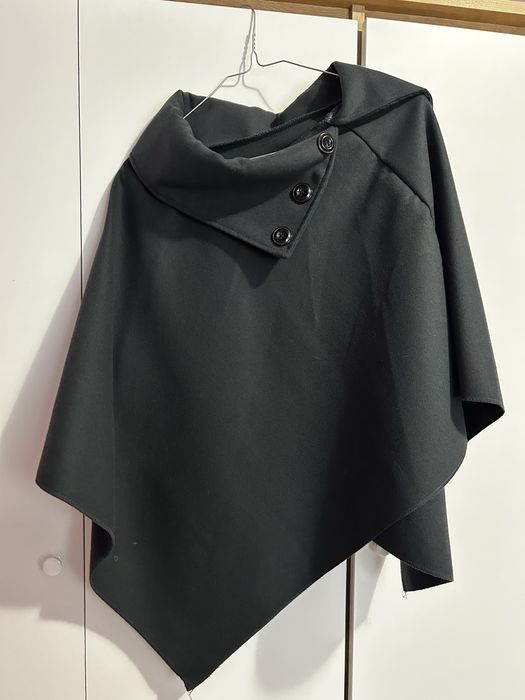 Елегантно асиметрично пончо с вълна и кашмир