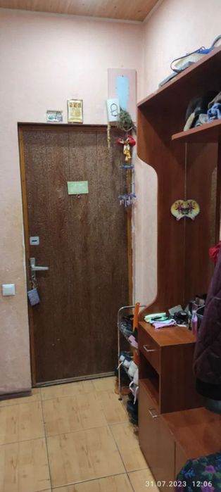 Квартира продаётся Чиланзар 18 квартал 2/4/4 50м2 меб тех