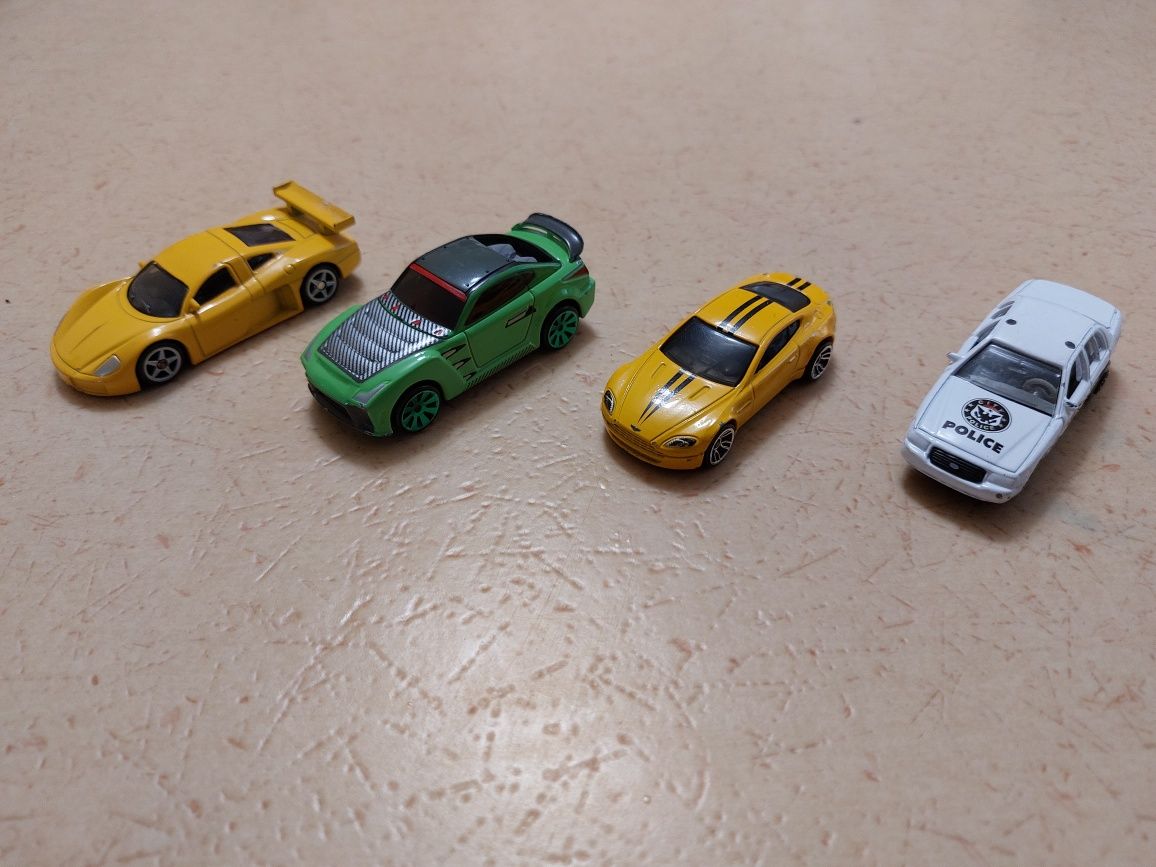 Метални колички matchbox; siku; majorette; welly.