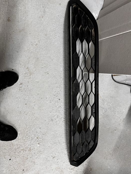 Grilă inferioară bară față vw taygo.cod:2g7853671.