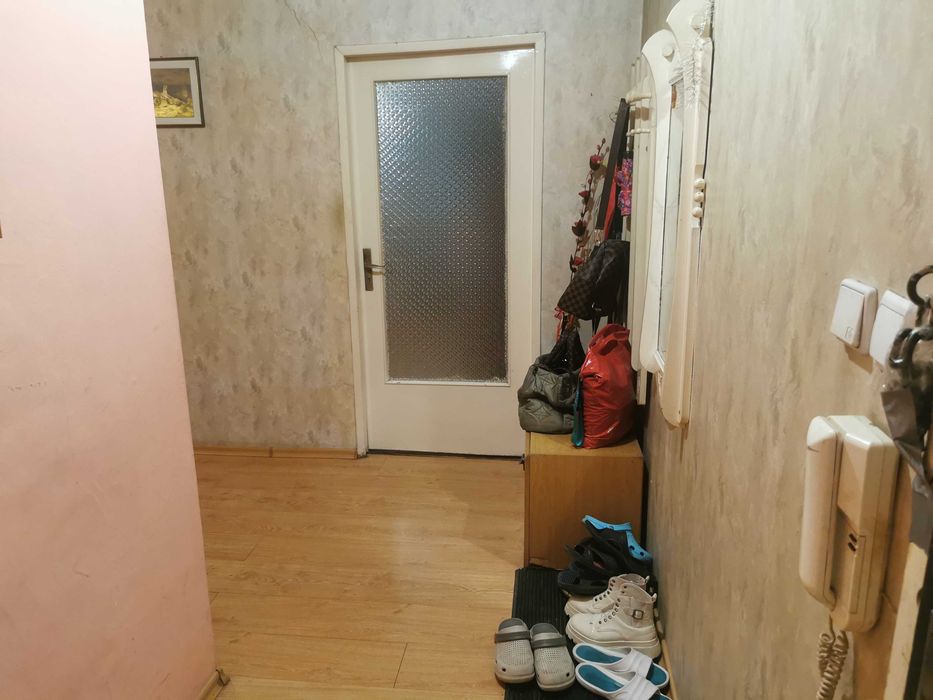 Бели брези: три стаи, просторна тераса, безпроблемно паркиране, ТЕЦ!