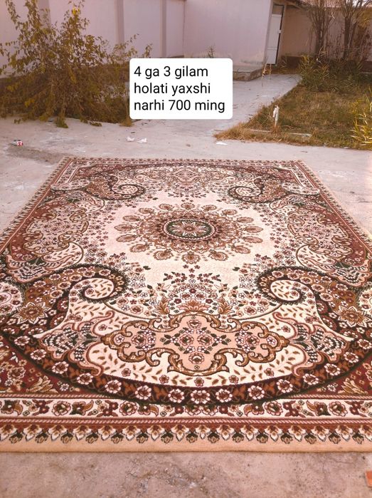 Gilam sotiladi 700 ming