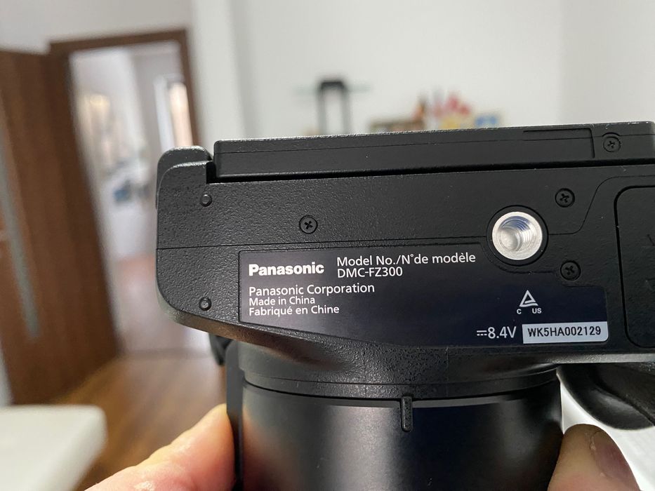 Aparat fotografiat Panasonic DMC-FZ300